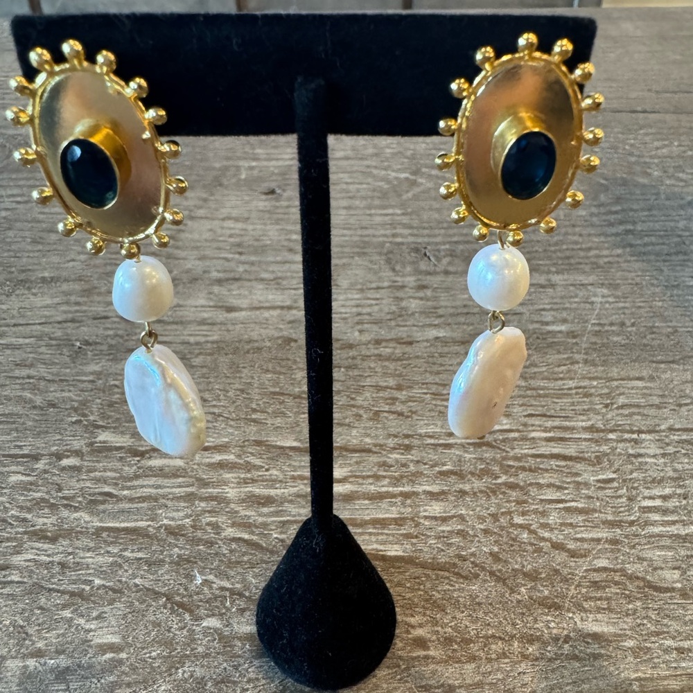 Pearl and Crystal Dangle Earrings - MINT!